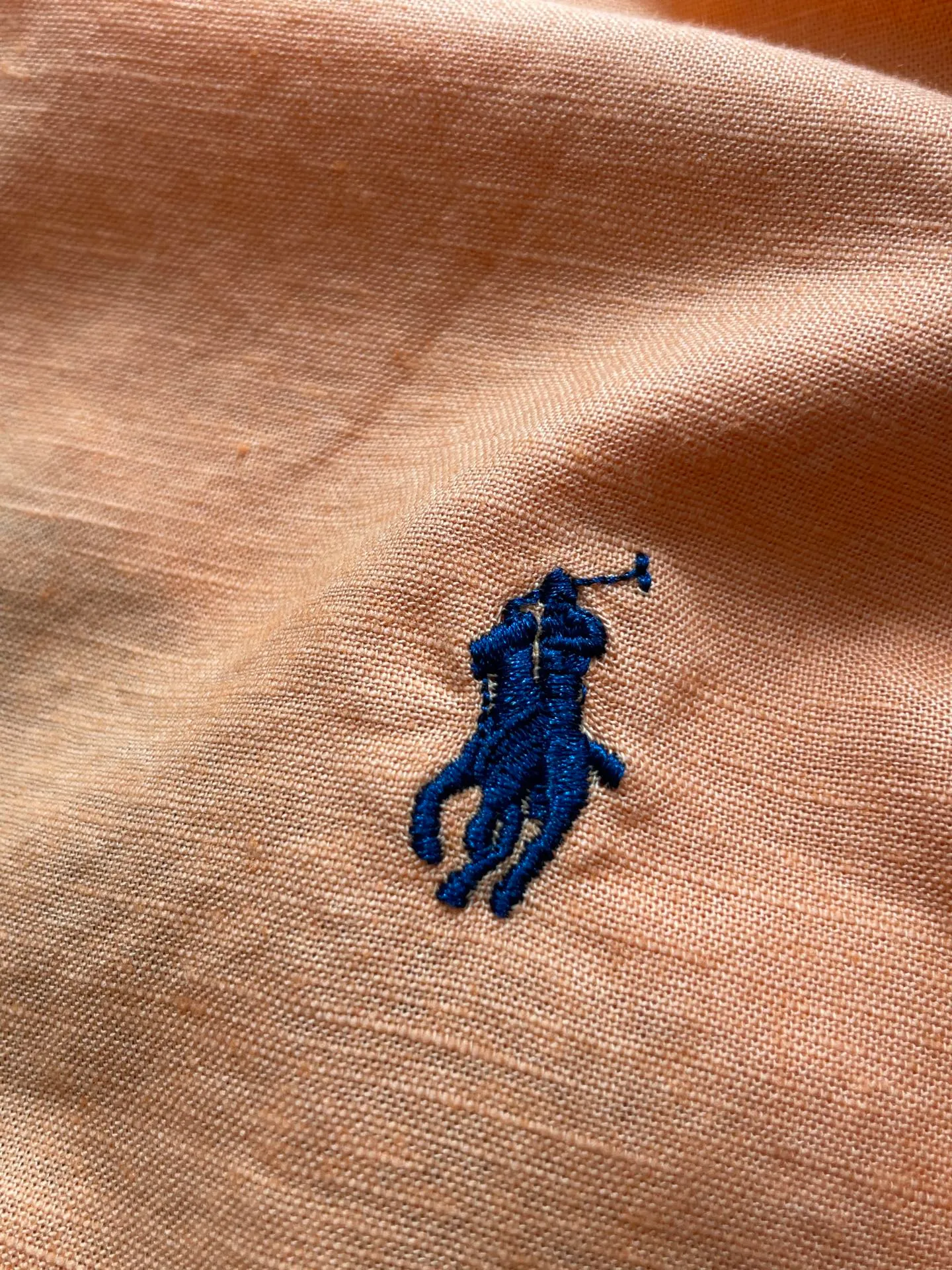 P220 🌸🌸🌸 POLO Ralph Lauren [High Quality] Classic shirt! The classic casual shirt made of pure cotton and linen has a unique design. It has a simple, clean and classic silhouette. It is a versatile style that can be switched at will. The fabric feels soft and delicate, highly breathable, and is close to the skin and comfortable to wear. It can be worn alone as an inner layer. Its versatile performance is beyond your imagination! The upper body of the ready-to-wear is simple and classic yet elegant! Size:M-XXL